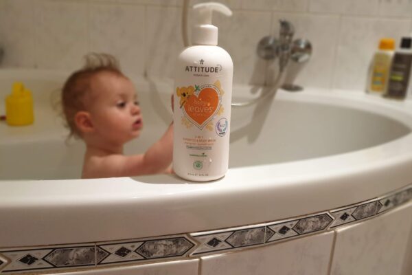 Recenze: ATTITUDE Dětské tělové mýdlo a šampon (2v1) Baby leaves s vůní hruškové šťávy